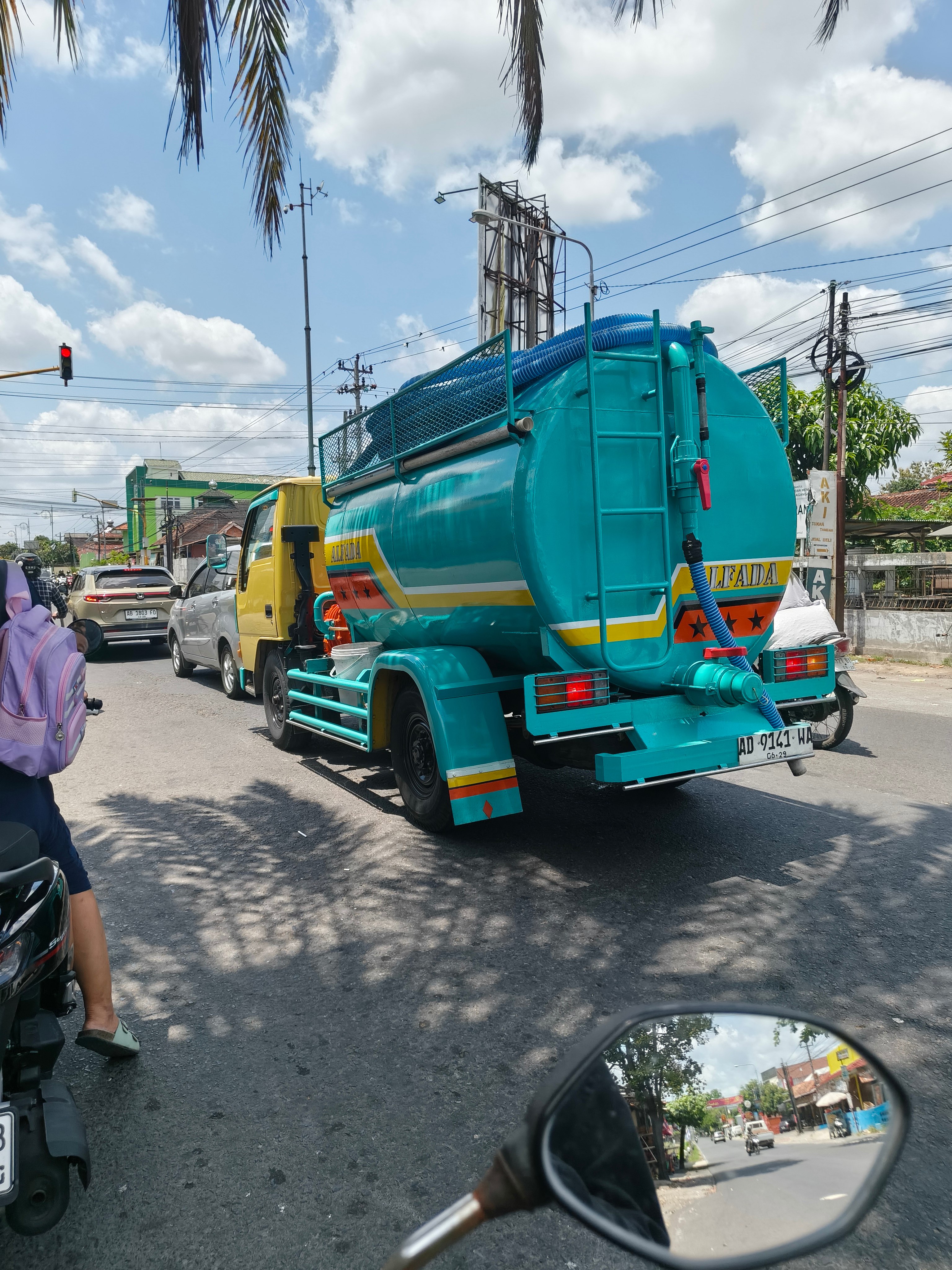 Truk Sedot WC Master
